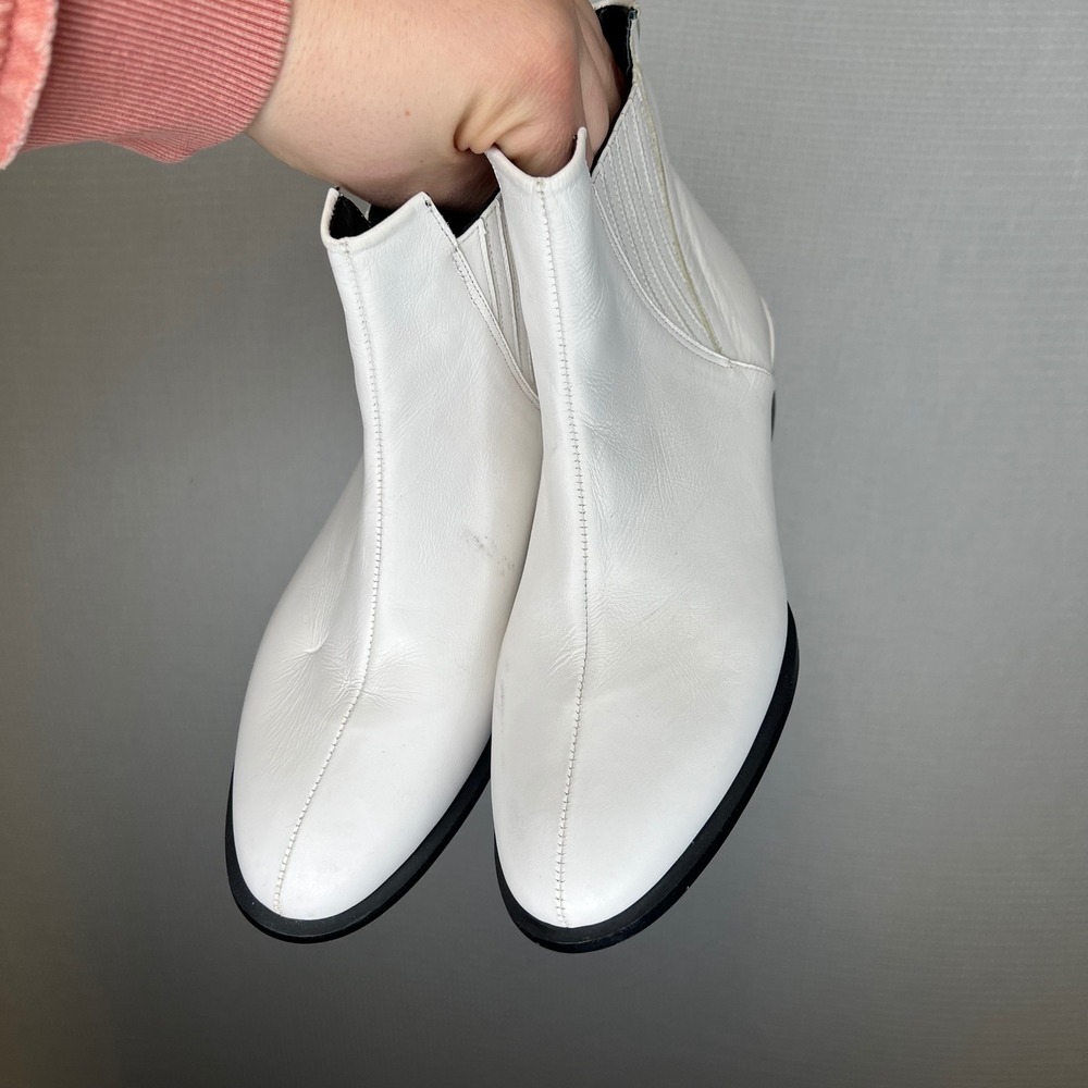 Mina Shoes White Leather Pointed Toe Chelsea Western Ankle Boots Womens 7 MEX 4 - Picture 2 of 8